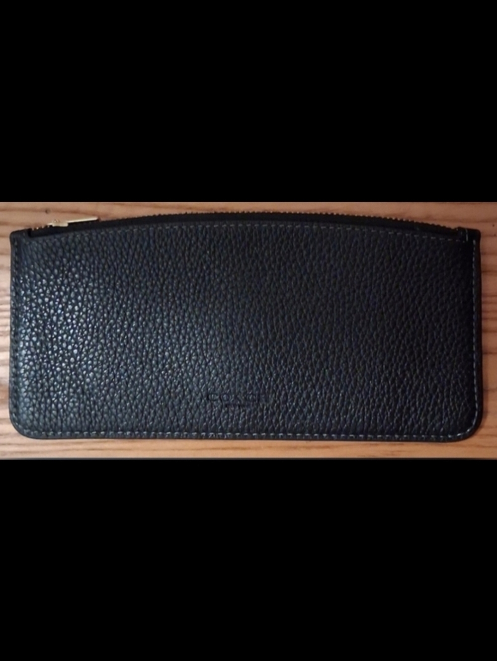 NWOT Coach Black Pebble Leather Casual Everyday Unisex Zip Card Holder Wallet